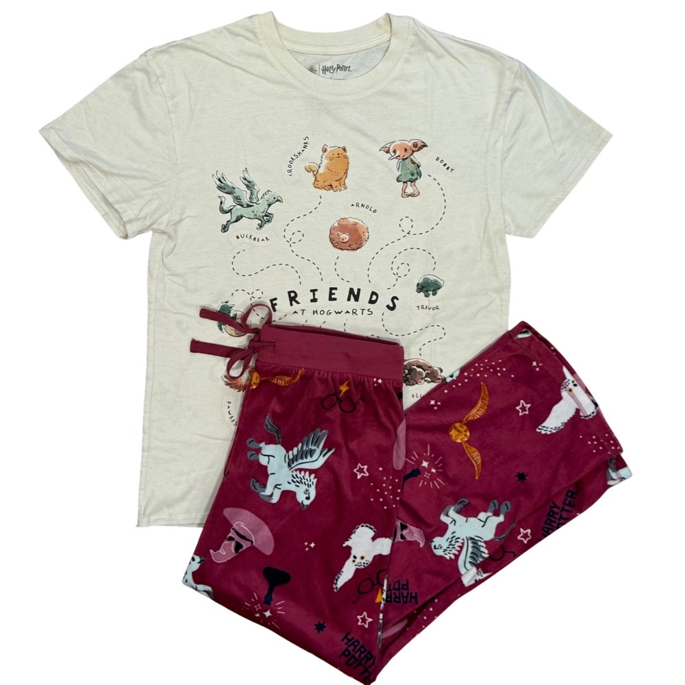 Harry Potter Friends at Hogwarts Pajama Set Cream Graphic Tee Burgundy Pants M